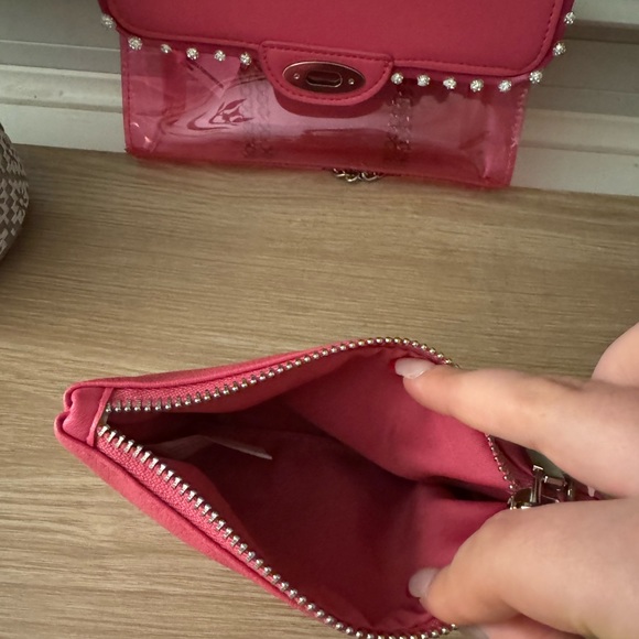 Madden NYC pink purse - Picture 4 of 4